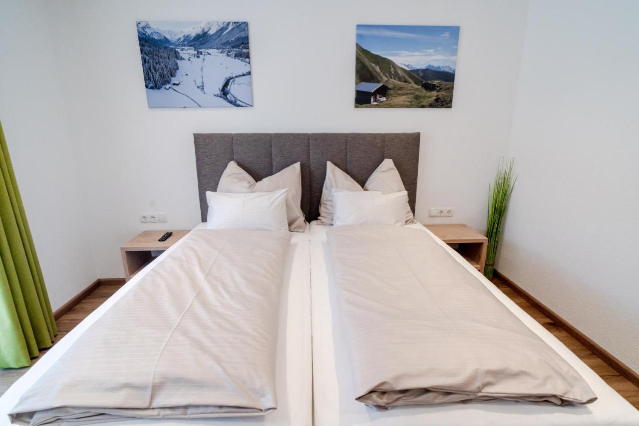 Alpen Gasthof Apartments Hohe Burg Trins Exterior photo