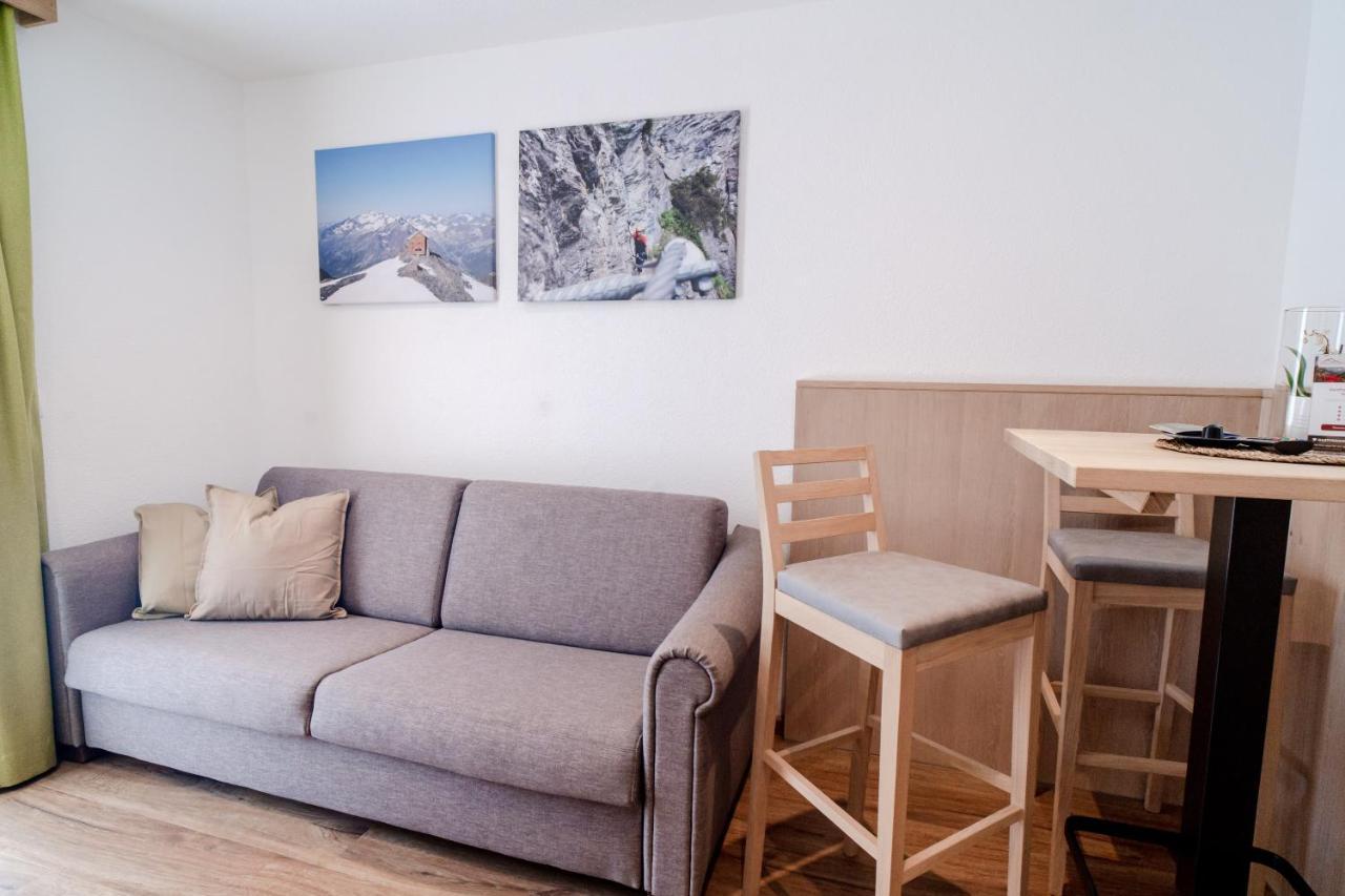 Alpen Gasthof Apartments Hohe Burg Trins Exterior photo